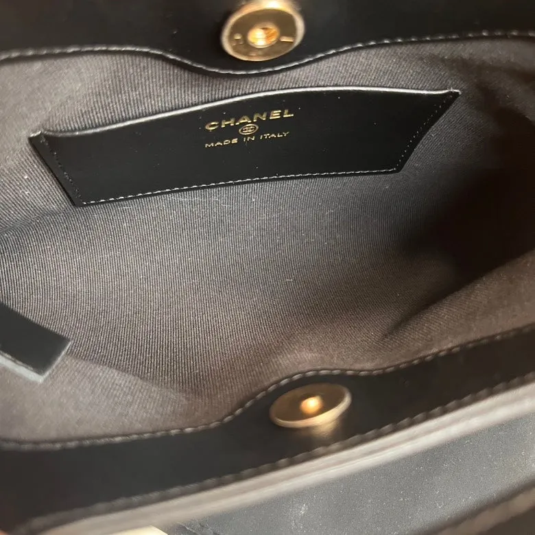 – Bag Chanel Black Leather Body Cross Discounted Impressive variety Quilted