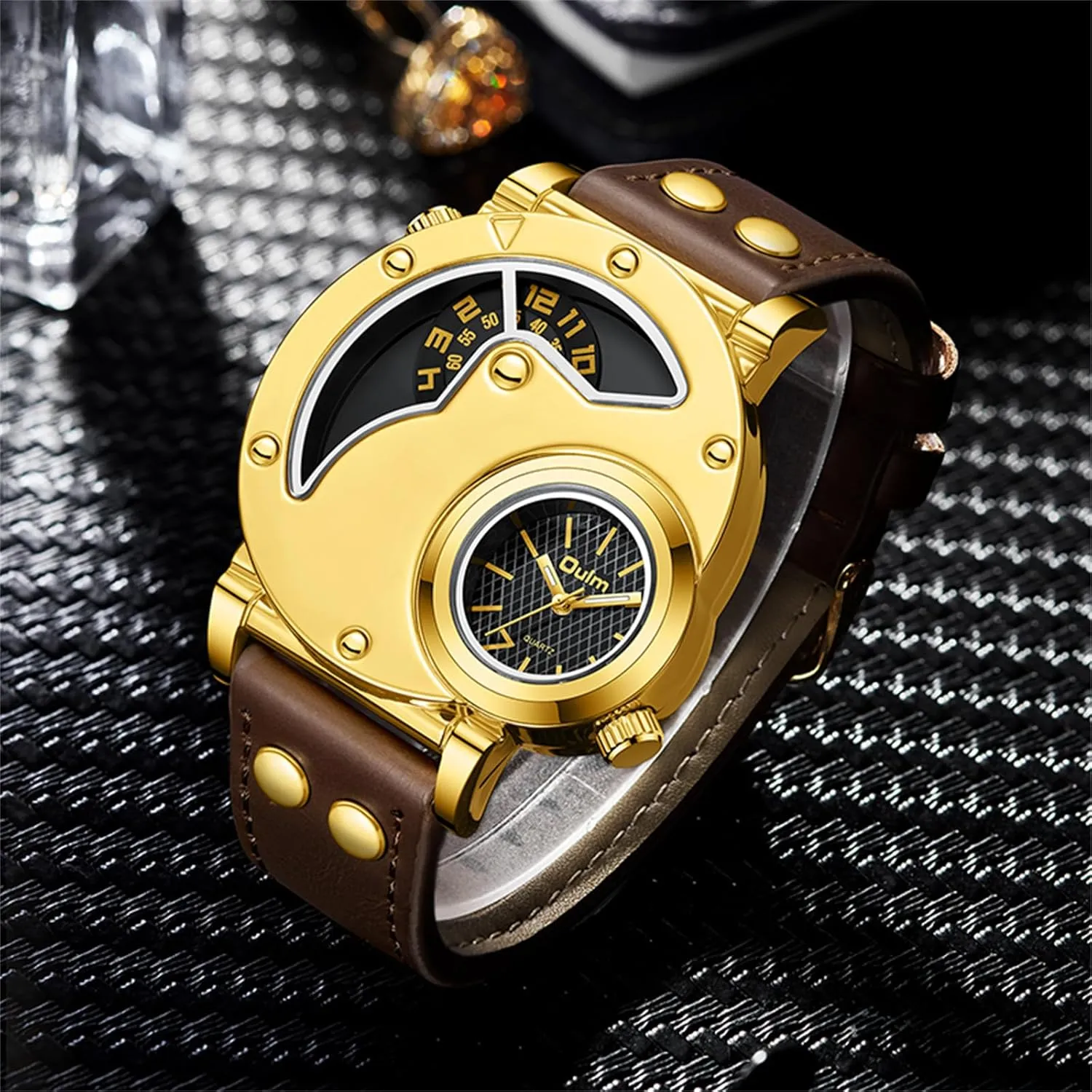 Avaner Men's Leather Wrist Watches: Dual Time Zone Analog Quartz Gold Watches