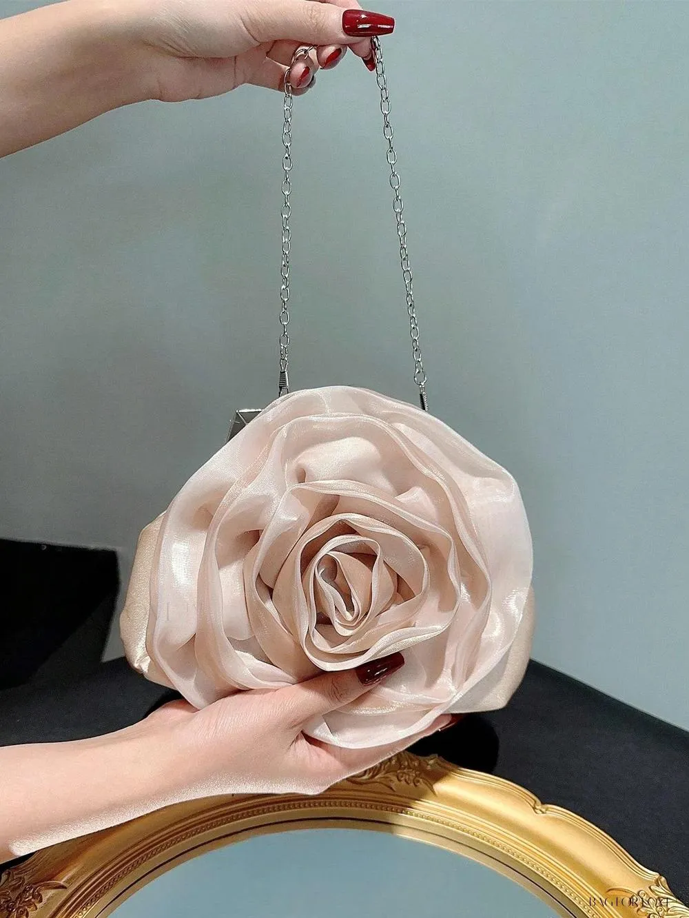 BagForLove - Elegant Bridal Handbag Features Delicate Flower Design