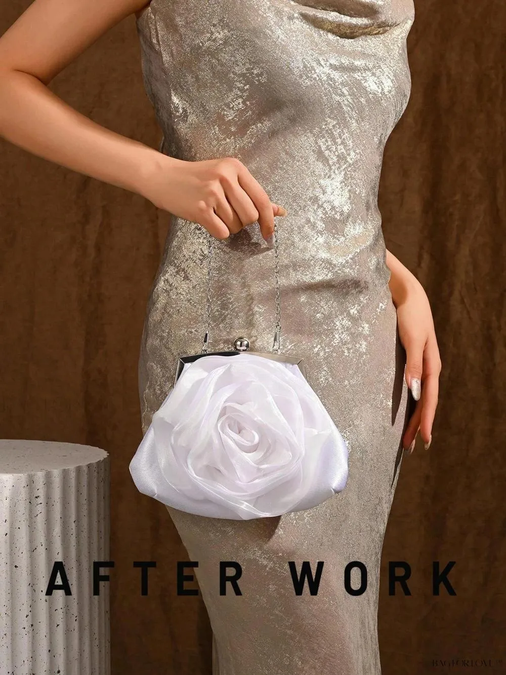 BagForLove - Elegant Bridal Handbag Features Delicate Flower Design