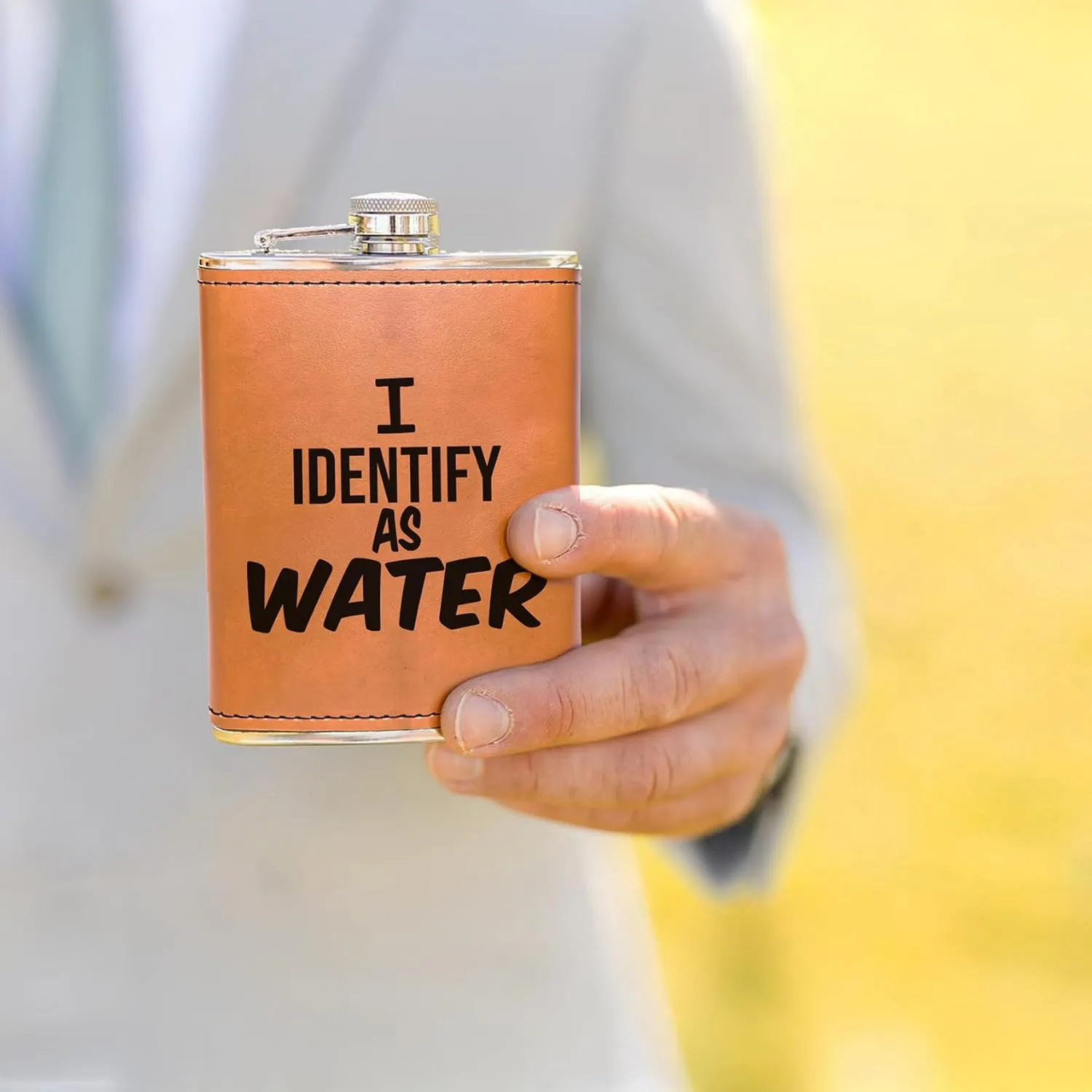 Birthday Gifts for Men, Dad Birthday Gift, Flask for men, 8oz Leather Flask with Funnel, 304 Stainless Steel Whiskey Flask for Dad, Retirement Gifts for Men (Funny1)