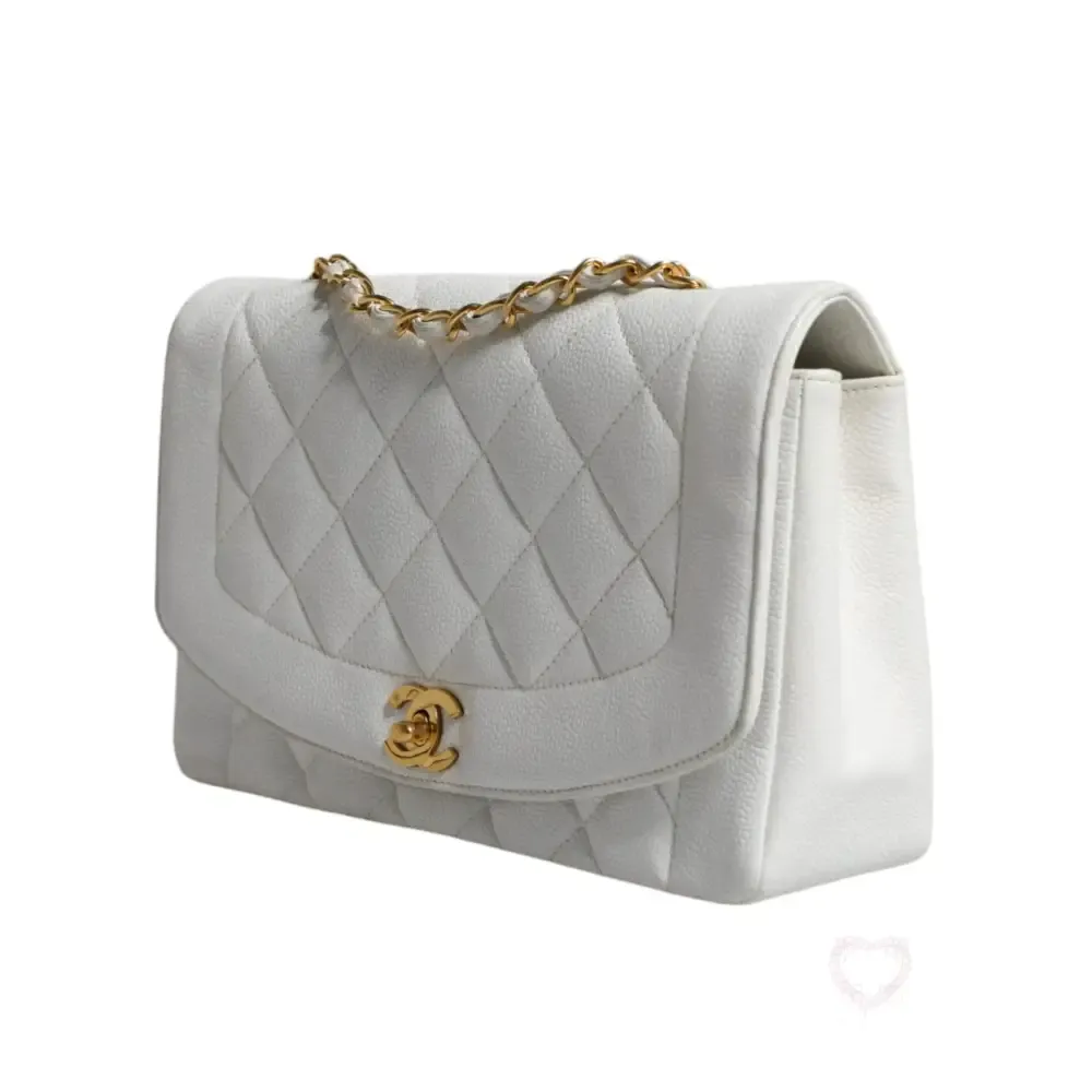 Chanel Diana Shoulder Bag - Elegant White Quilted Design