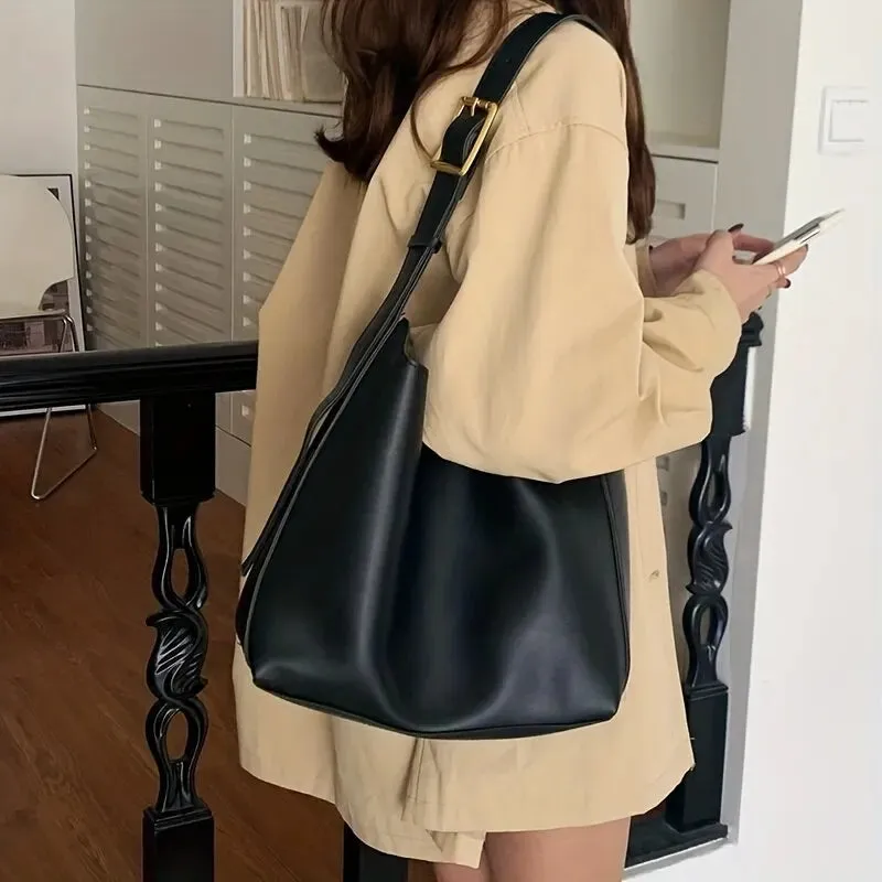 Classic Crossbody Bag with Adjustable Strap for Women | Aurora
