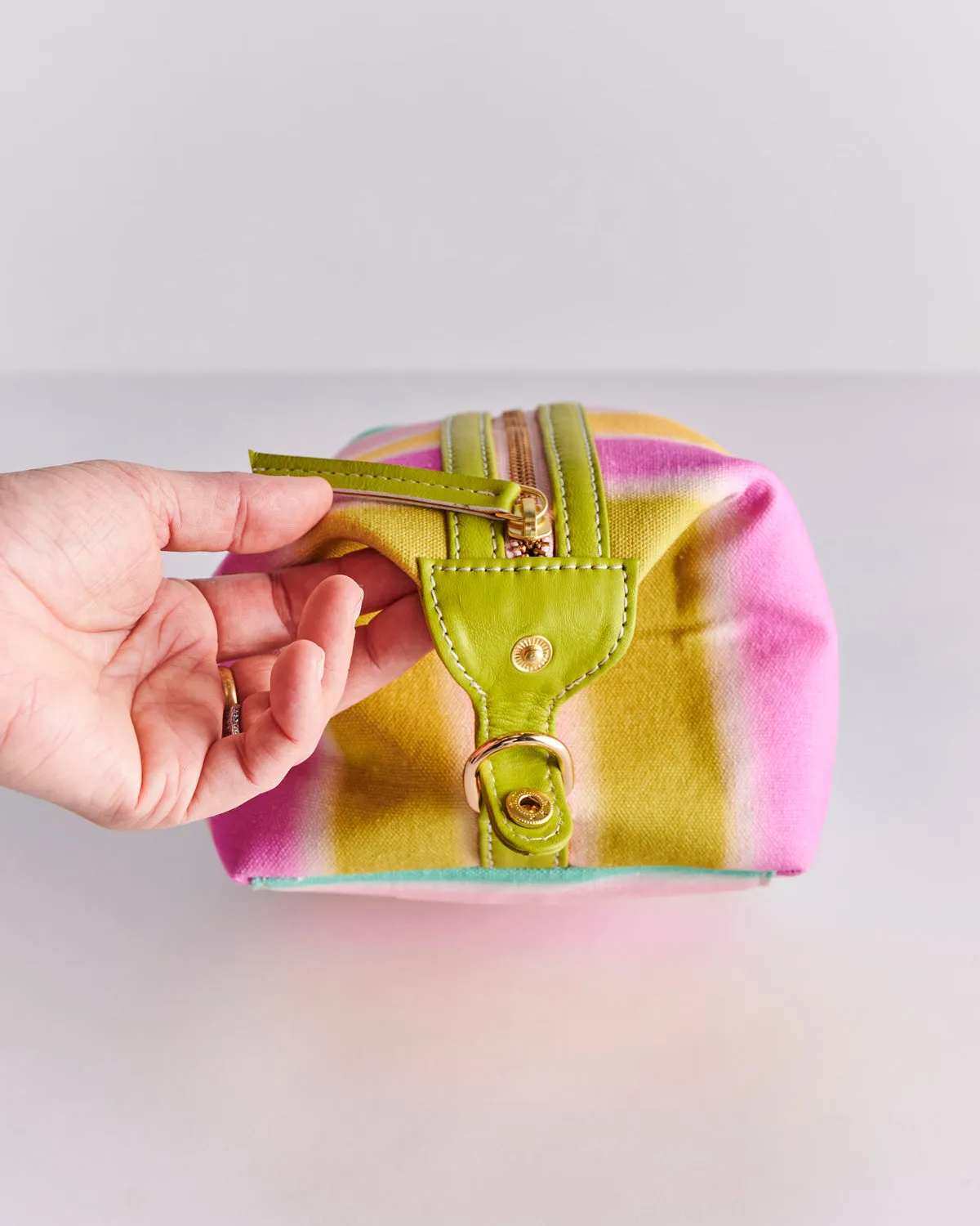 Colour Chameleon Toiletry Bag - Kip&Co