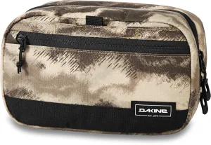 Dakine Shower Kit Toiletry Bags