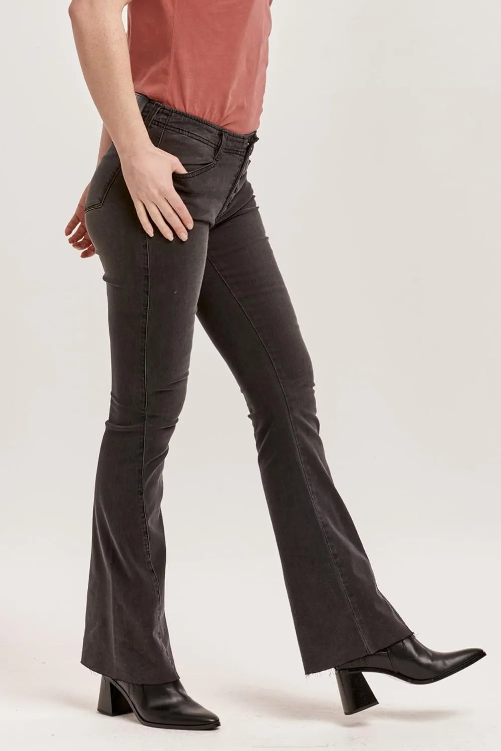 DEAR JOHN Jaxtyn Bootcut Women's Jeans Mid Rise Classic Comfort Stretch Denim