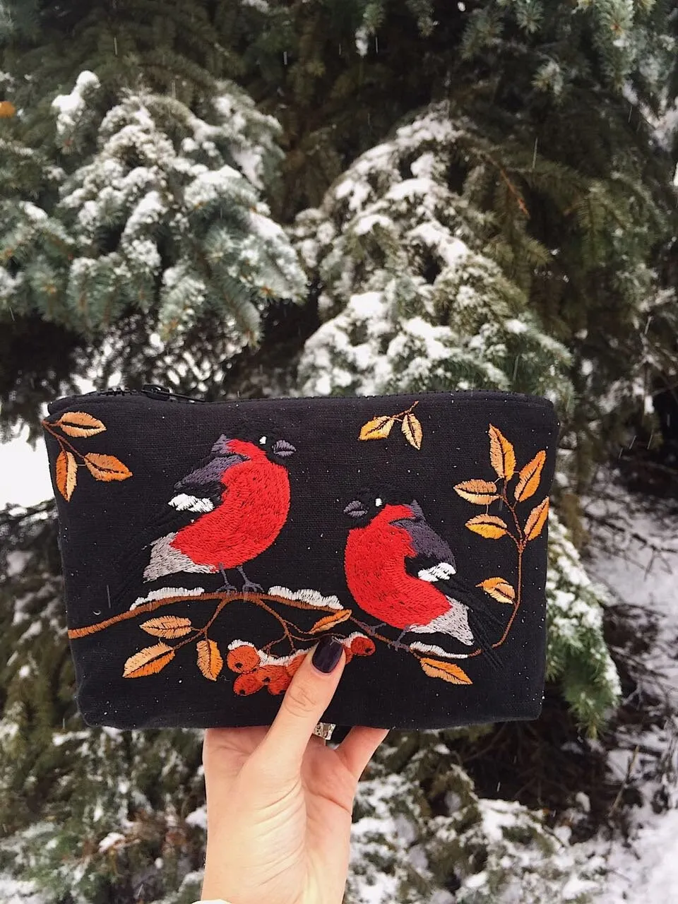 Embroidered Small Makeup Bag – Ukrainian Pattern Cosmetic Pouch, Gift for Women