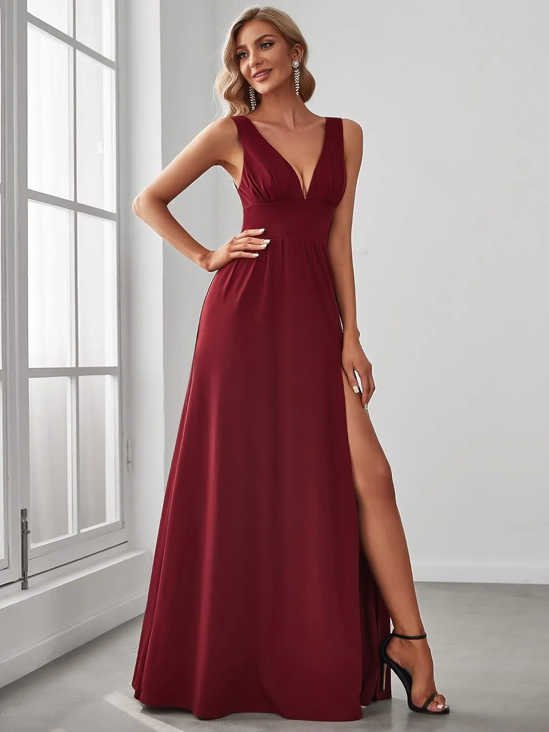 Ever-Pretty Women's Bridesmaid Dresses Deep V-Neck Sleeveless Side Slit Floor Length Wedding Guest Dress 0168B
