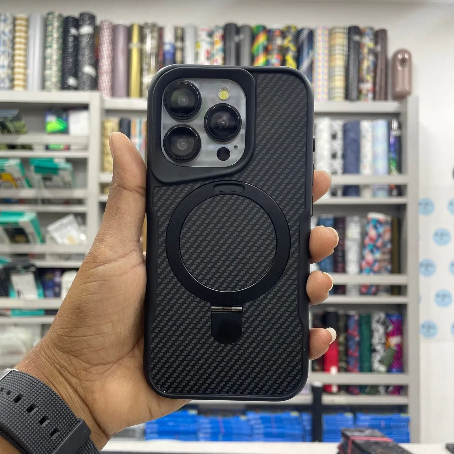 iPhone 16 Luxury DEFENDER Carbon Pattern Shock Absorb Aramid Case with Kickstand & Magsafe - Grey
