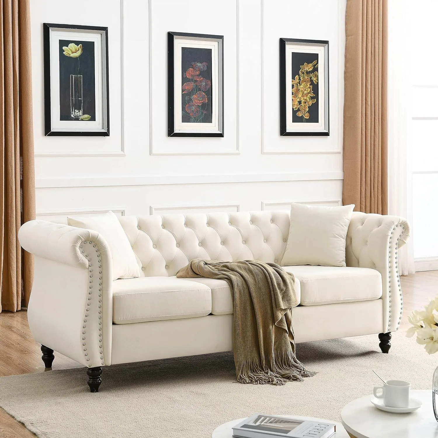 KEIKI Chesterfield Sofa, Retro Style Upholstered 3 Seater Velvet Couch with Rolled Arm for Living Room Bedroom Office Apartment, Beige