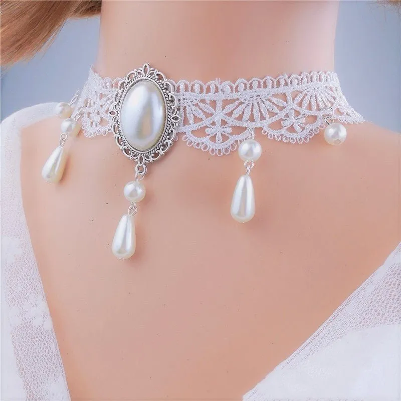 Lacélia Necklace