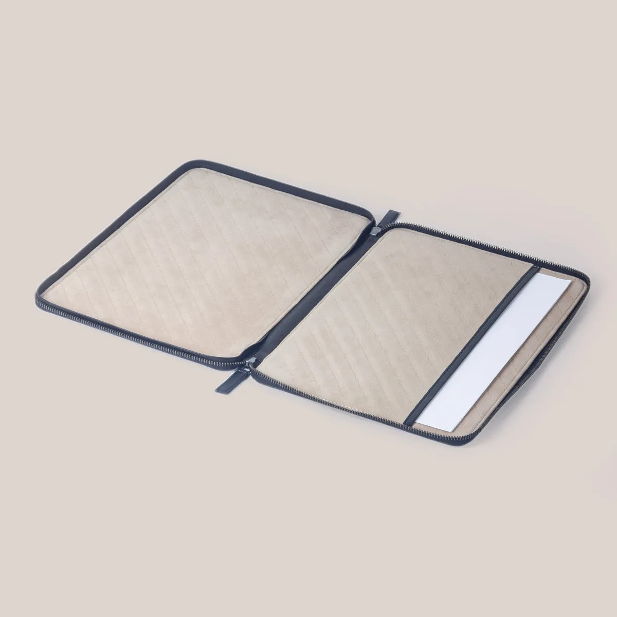 MacBook Pro 13 Zippered Laptop Case - Vintage Tan