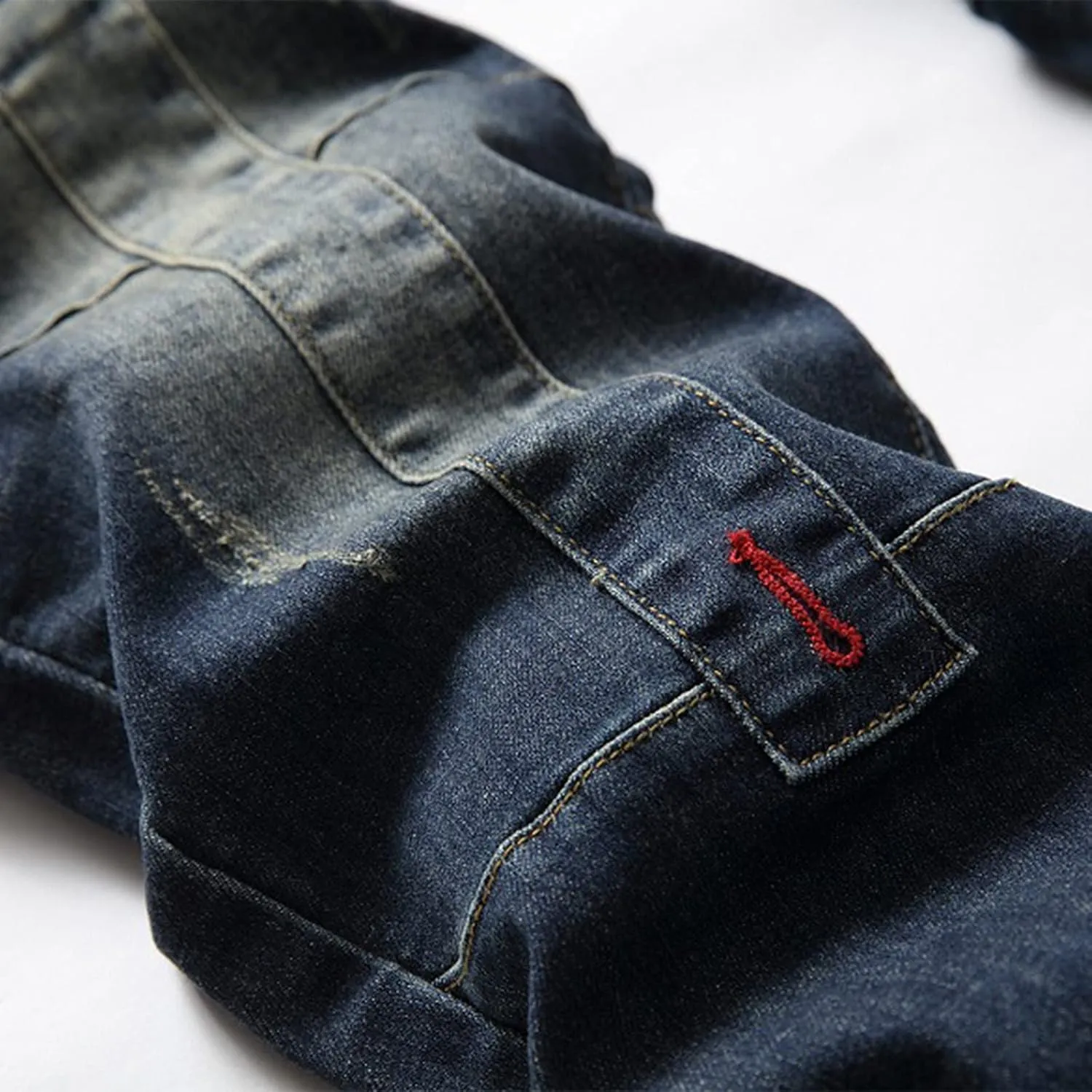 Men's Ripped Jeans Casual Stretch Button Zipper Pants with Pockets Relaxed Fit Denim Pants Boys Trendy Streetwear Jeans