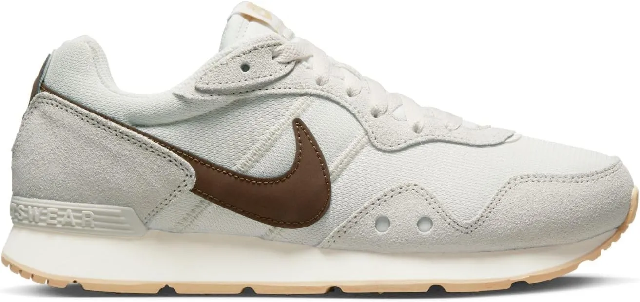 Nike Women's Sports Low Top Shoes