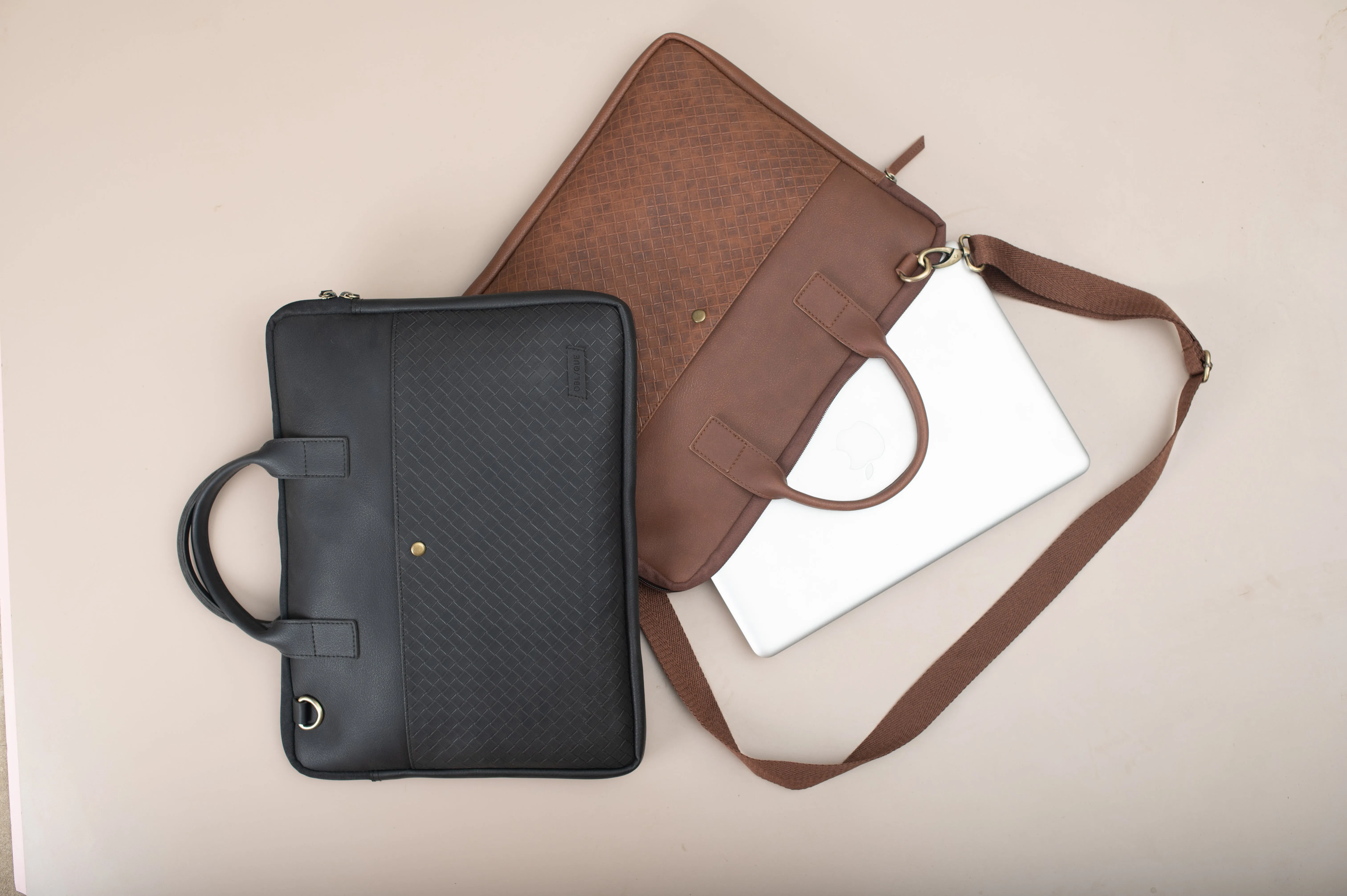Oblique Rio Pro Laptop Bag: 1N