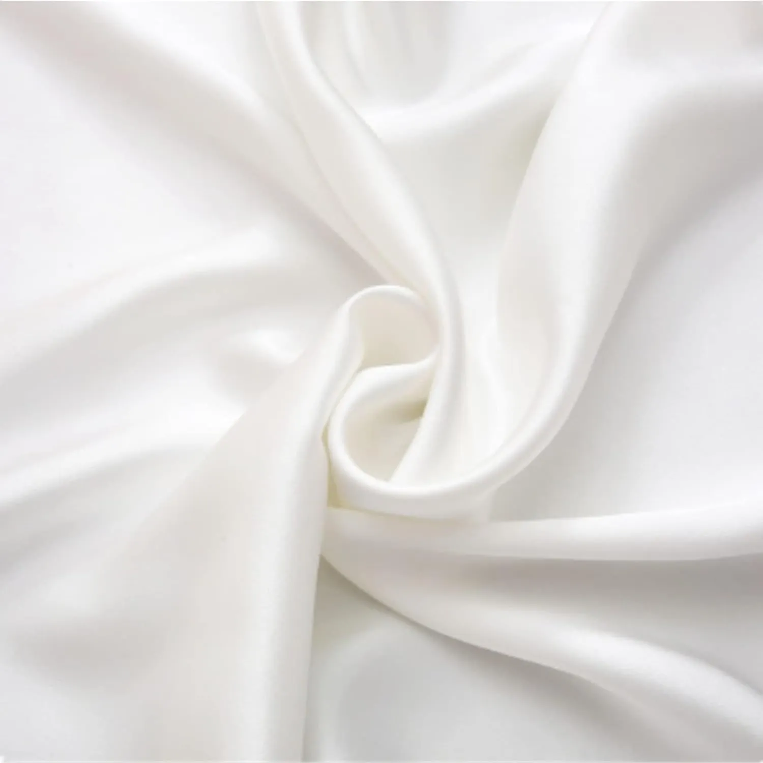 Organic White Silk Pillow Cases with Zipper Made in USA,100% 22 Momme Mulberry Silk Pillowcase for Hair and Face, Anti Acne, Anti Wrinkle, Hypoallergenic, Anti Aging (White, Standard)