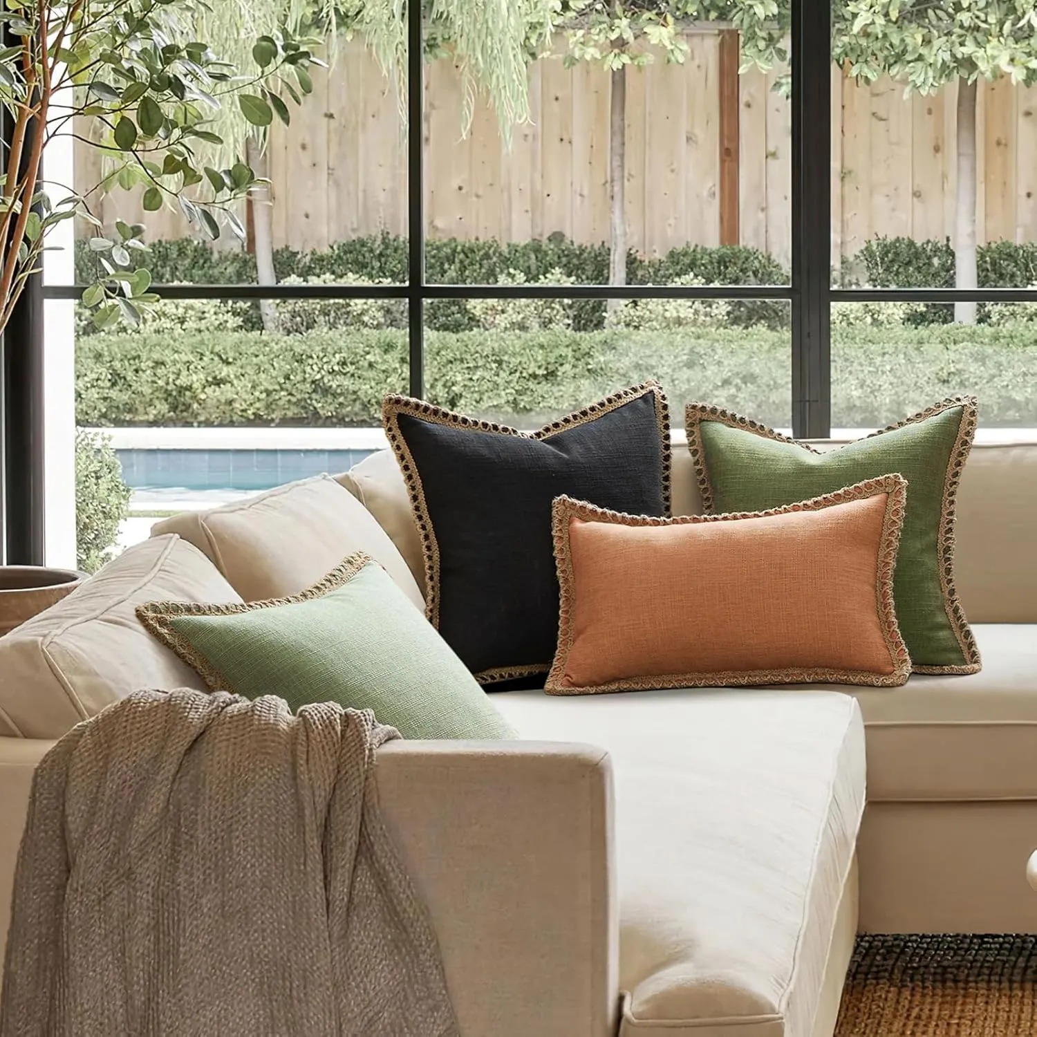 Phantoscope Farmhouse Solid Throw Decorative Pillow Cover Burlap Linen Trimmed Tailored Edges Outdoor Pillow Black 1 Pack 18 x 18 inches, 45 x 45 cm