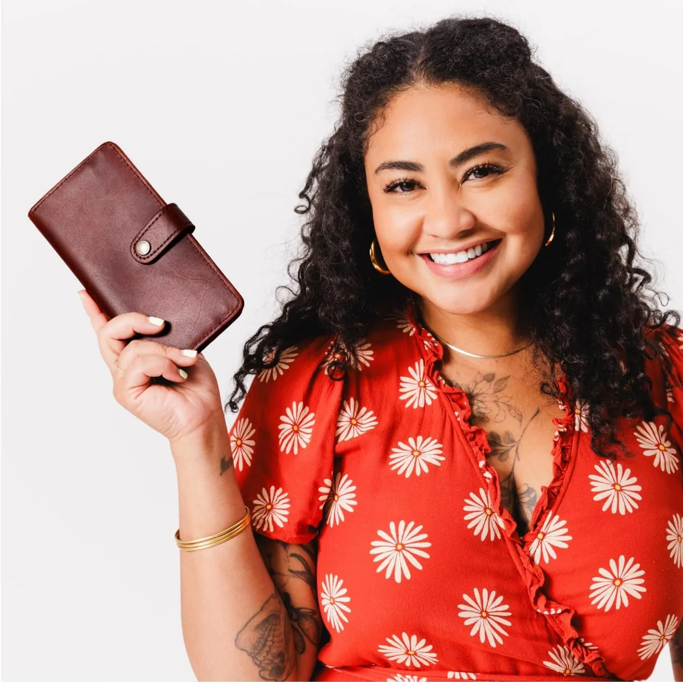 Portland Leather Goods Women's Bifold Wallet – Slim Design with Secure Snap, 8 Card Slots & Interior Zipper Pocket – Cognac
