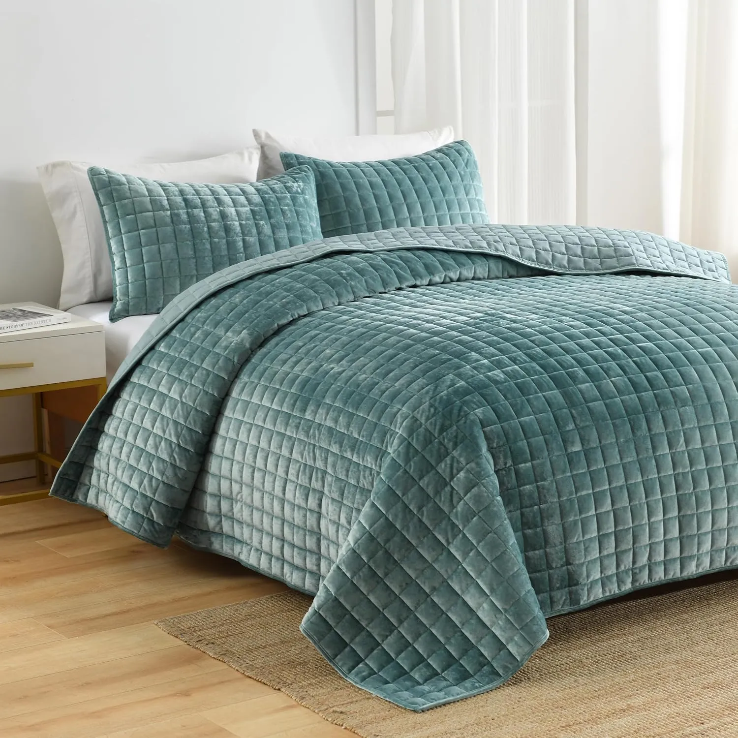 Secgo King Comforter Set for Bed - Velvet Quilts King Size, Black Bedspreads (98 * 106 Inch) with 2 Pillow Shams, Patchwork Reversible Lightweight Bedding