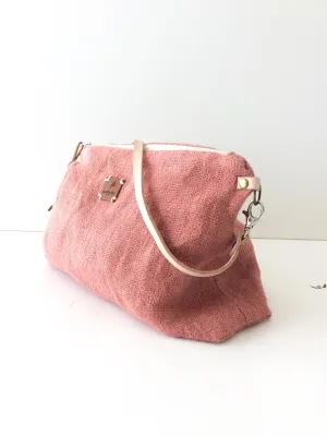 Slouchy pouch: rose