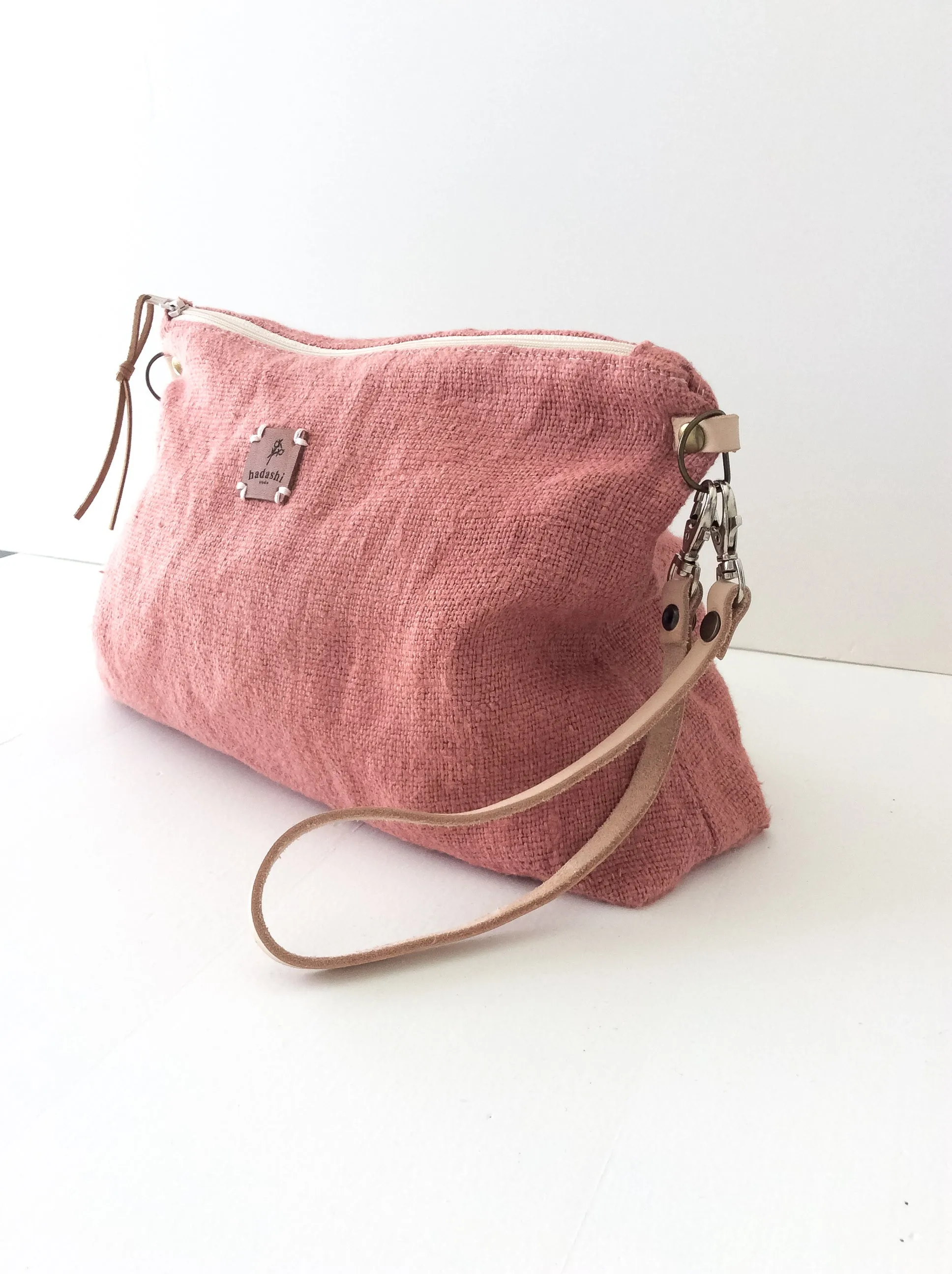 Slouchy pouch: rose
