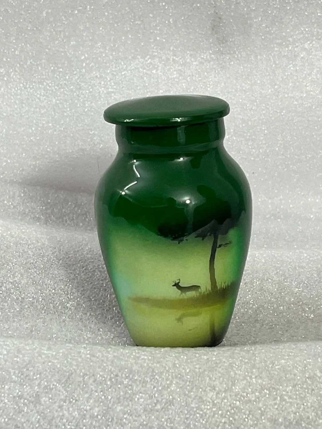 Small Keepsake Urns for Human Ashes or Pet Ashes, Qty 1, Hard Metal Cremation Urn, Mini Funeral Urn, with Velvet Bag (Deer Green, 3, Token)