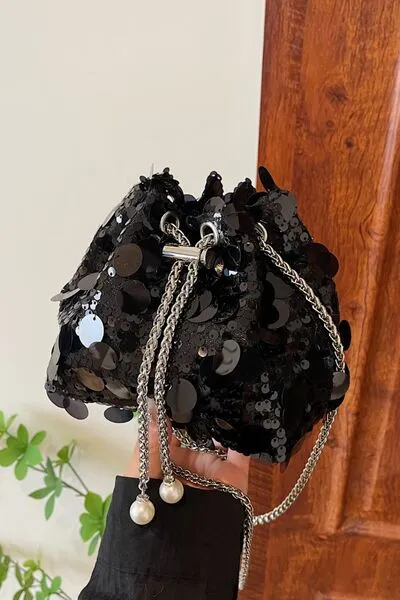 Stylish Drawstring Sequin Crossbody Bag for Every Occasion