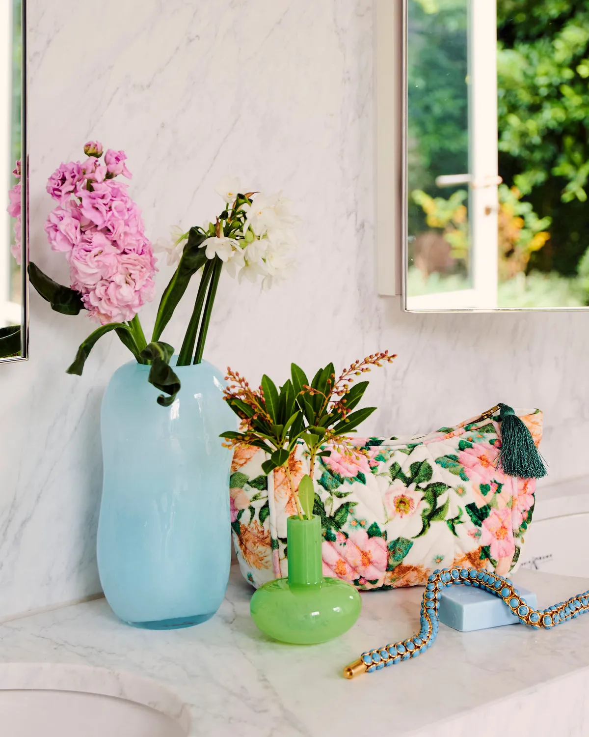 Sunday Stroll Velvet Toiletry Bag - Kip&Co