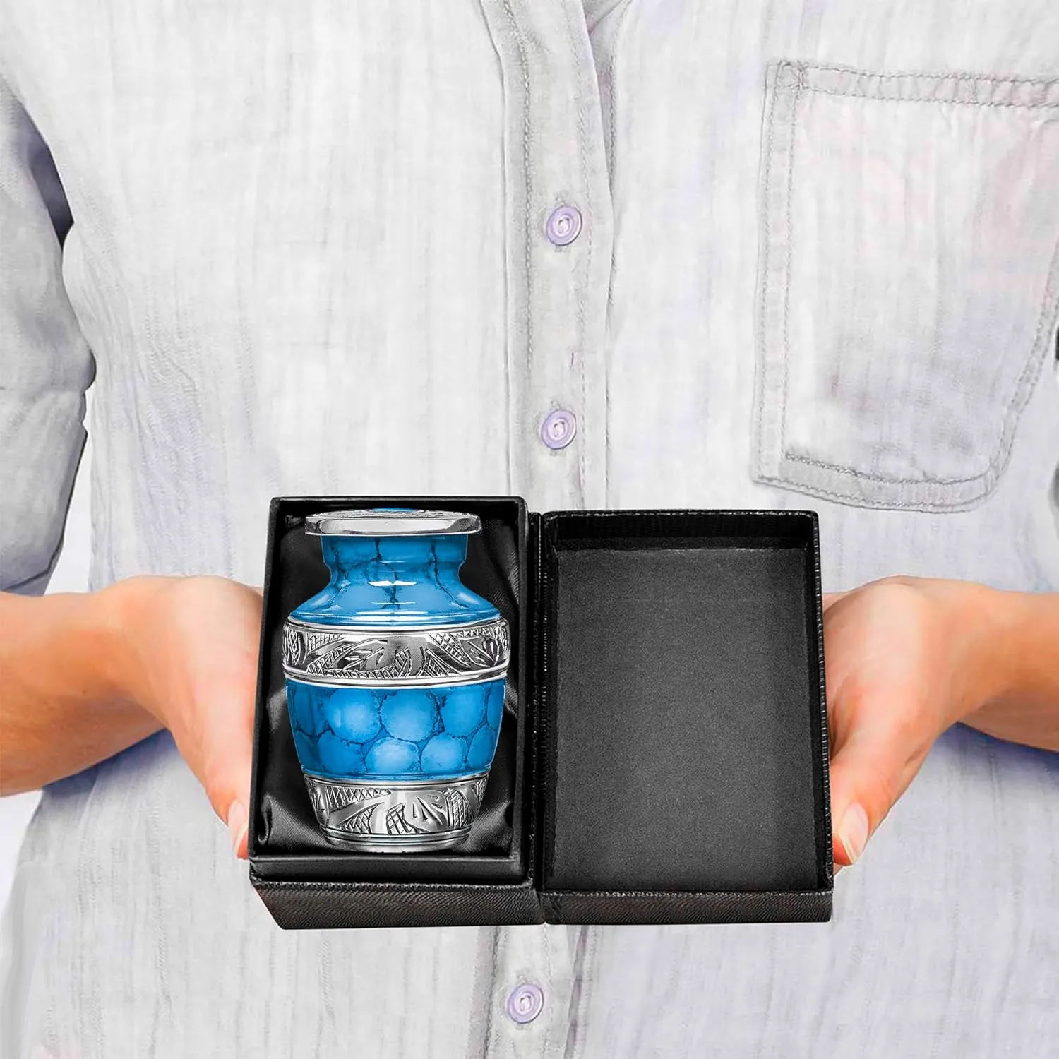 Trupoint Memorials Small Urns for Human Ashes Keepsake, Decorative Mini Cremation Urn for Adult Men and Women, Small Light Blue with Silver Lining