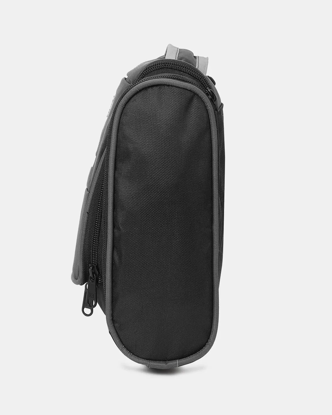 Unisex Waterproof Toiletry Bag With Multiple Pockets