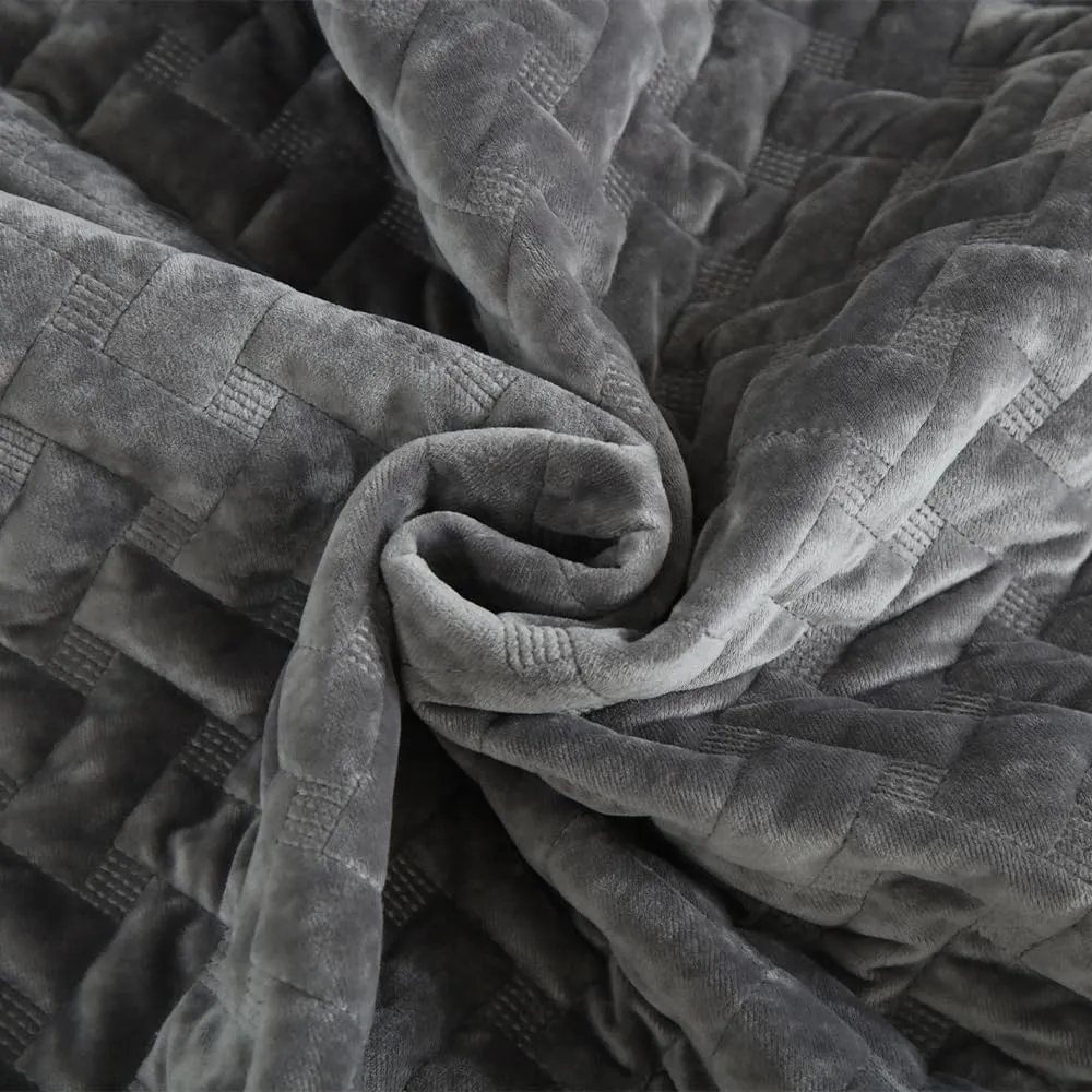 Velvet Bedspread Quilt Bedding Sets,Luxury Elegant Ultra Soft Velvet Comforters Coverlet Blankets,Weave Stitching Pattern Quilted Bedspread for All Seasons,Grey,King Size