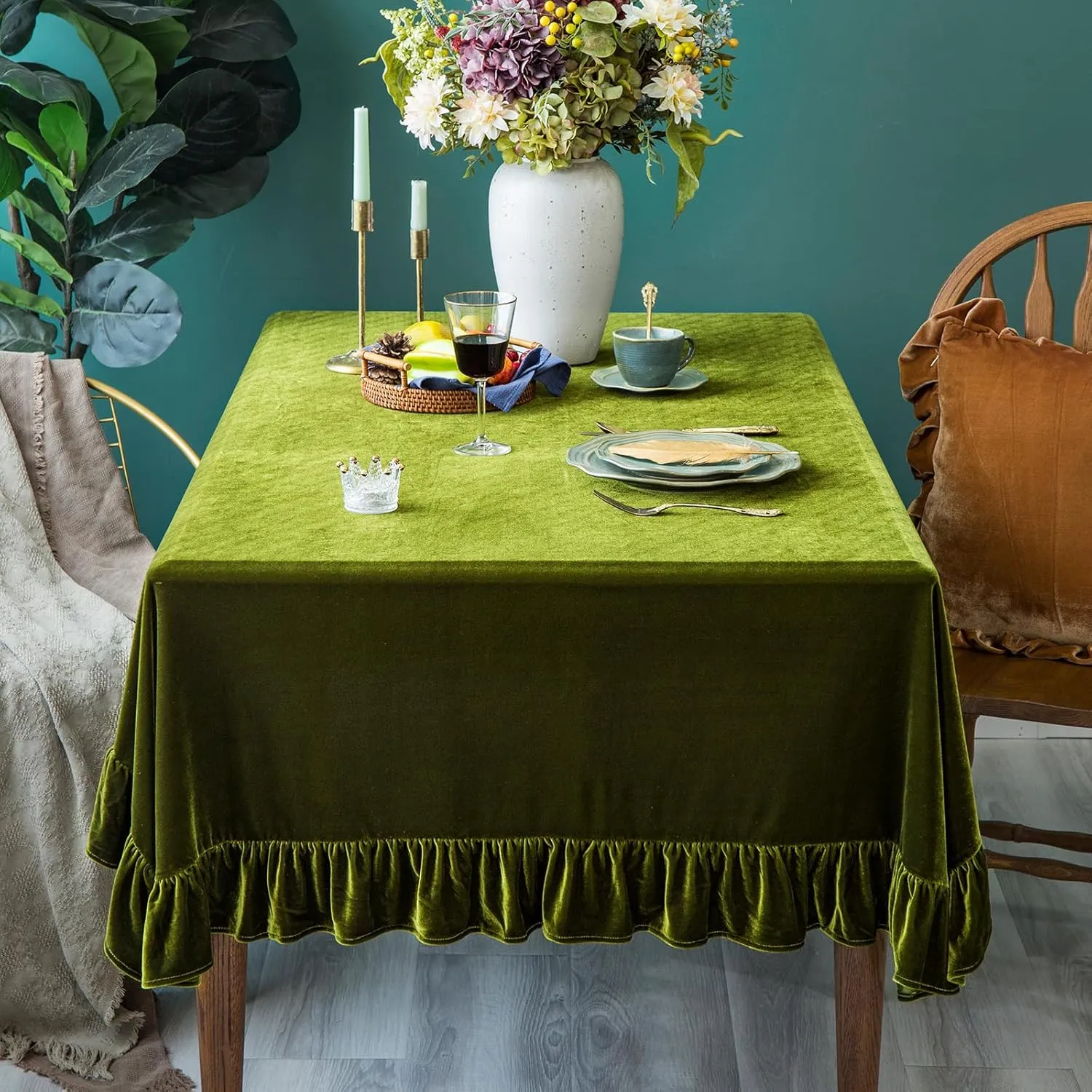 Velvet Tablecloth Luxurious Solid Rectangle Table Cloth,Oblong Retro Farmhouse Ruffle Tablecloths Washable Table Cover for Party Wedding Baby Shower Kitchen Dinning Tabletop Decoration