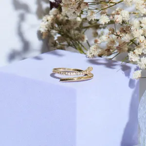 Velvet Vow Golden Ring