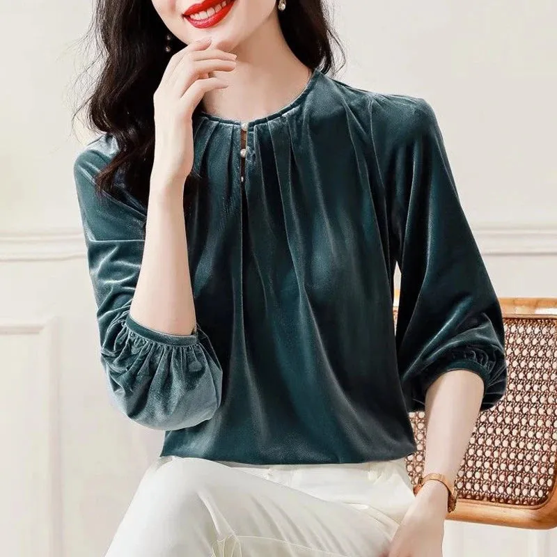 Vintage Elegant Gold Velvet T-Shirt