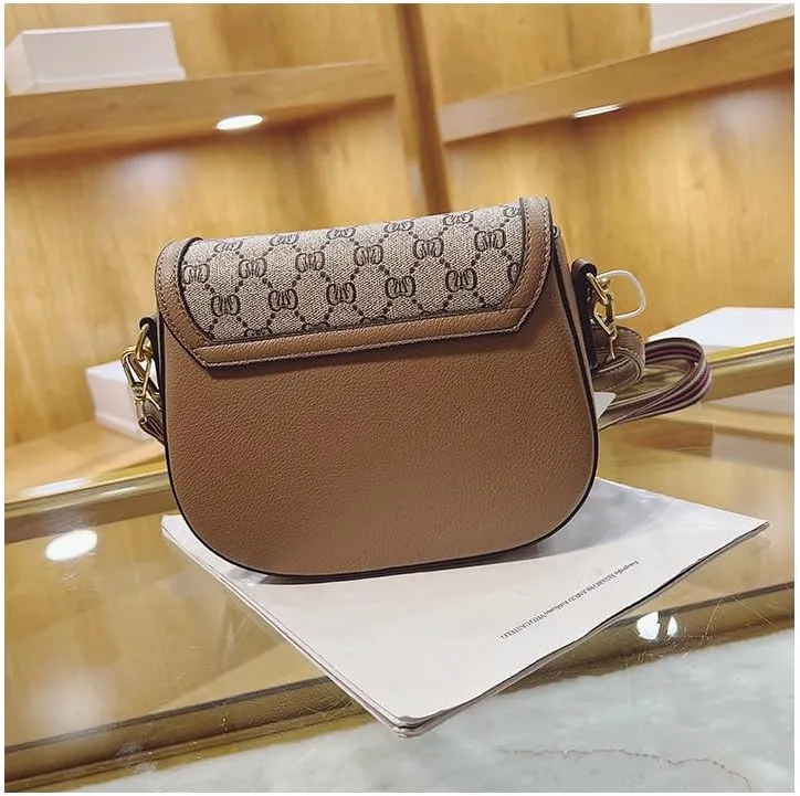 Women's Small Crossbody Bags with Golden Buckle Artificial Leather Purse Handbag in Fashionable Design