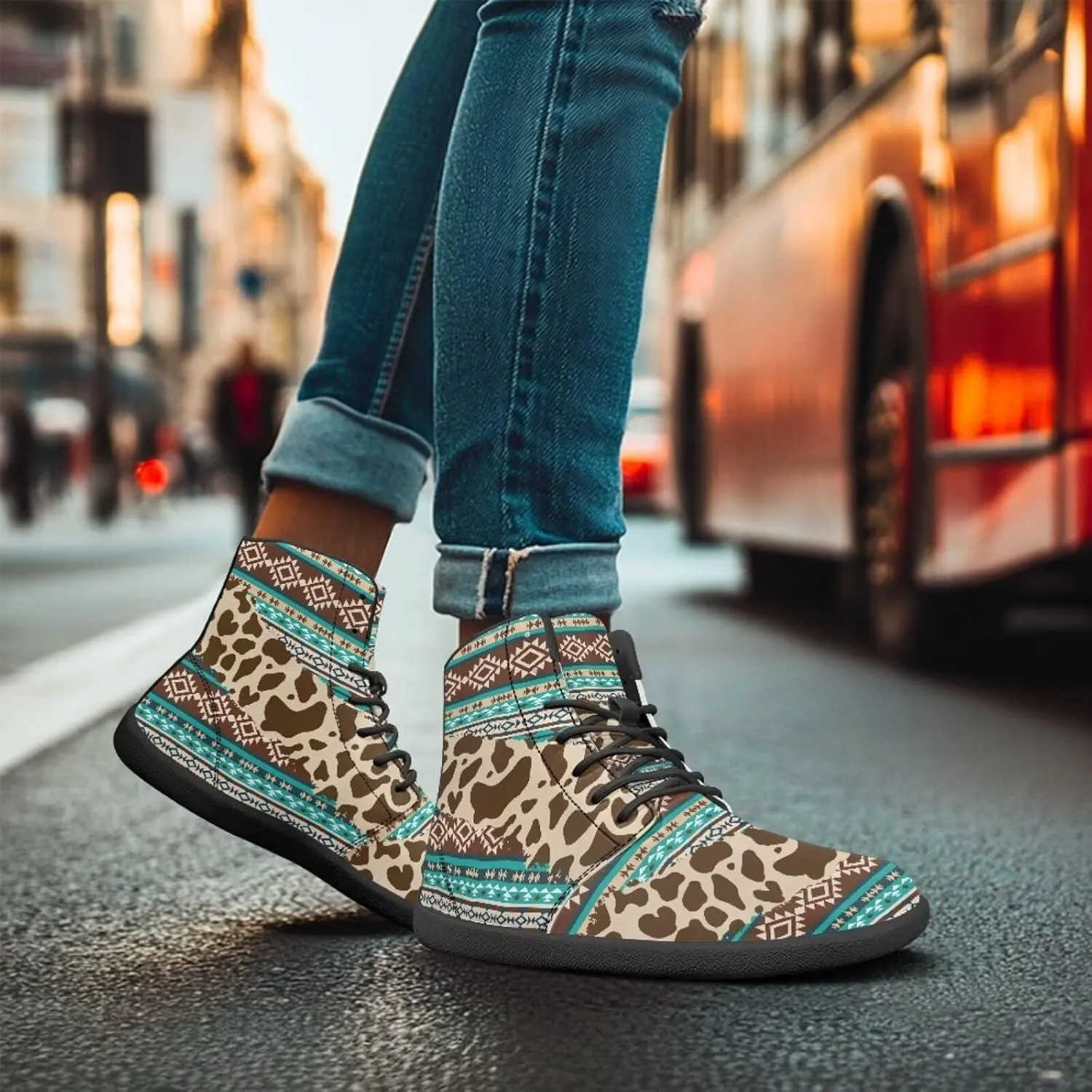 Women's Wide Toe Barefoot Shoes Ankle Boots with Zero Drop Sole Anti Slip High-Top PU Leather Sneakers